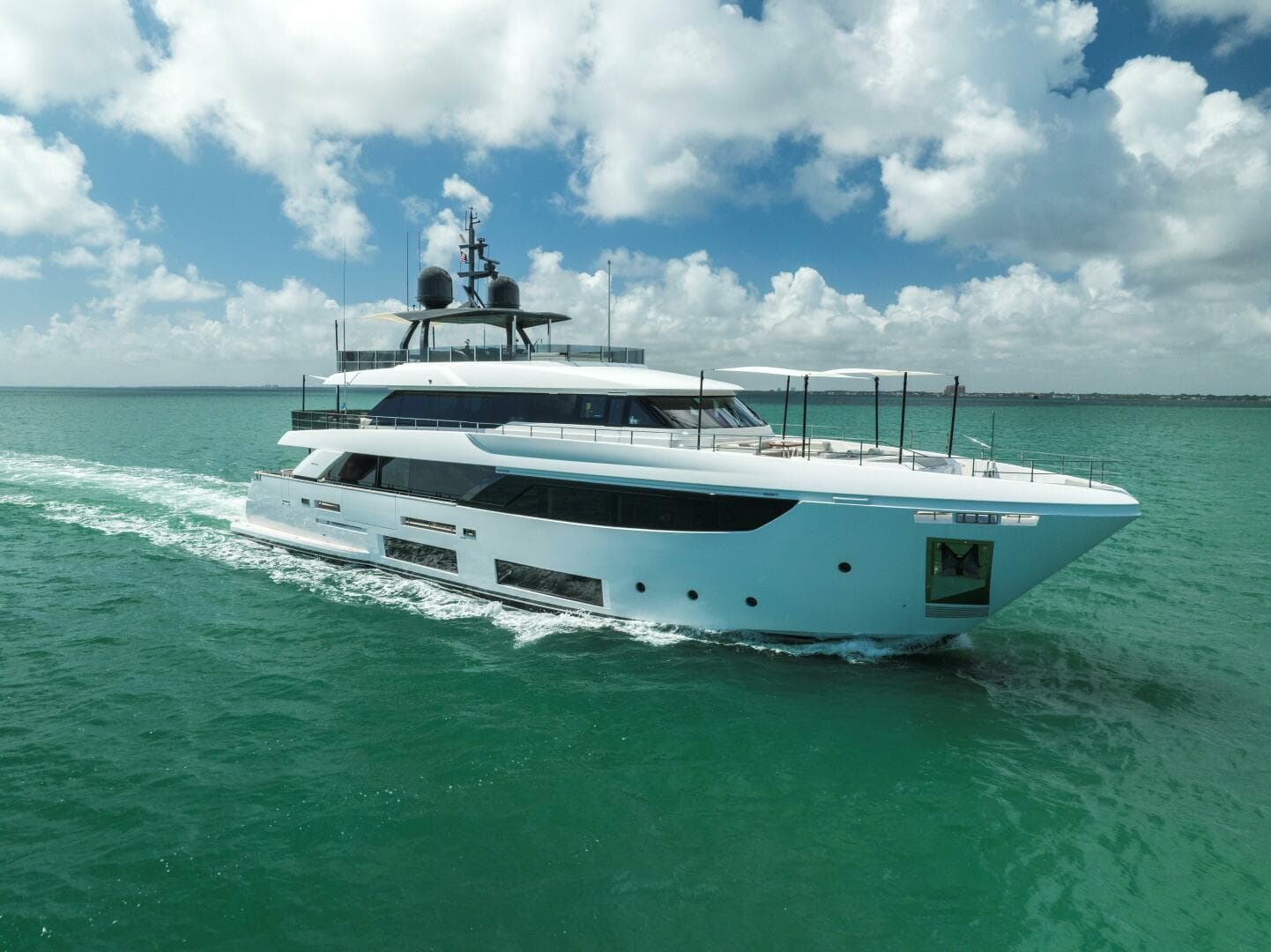 2023 Custom Line 33 Navetta — photo 3