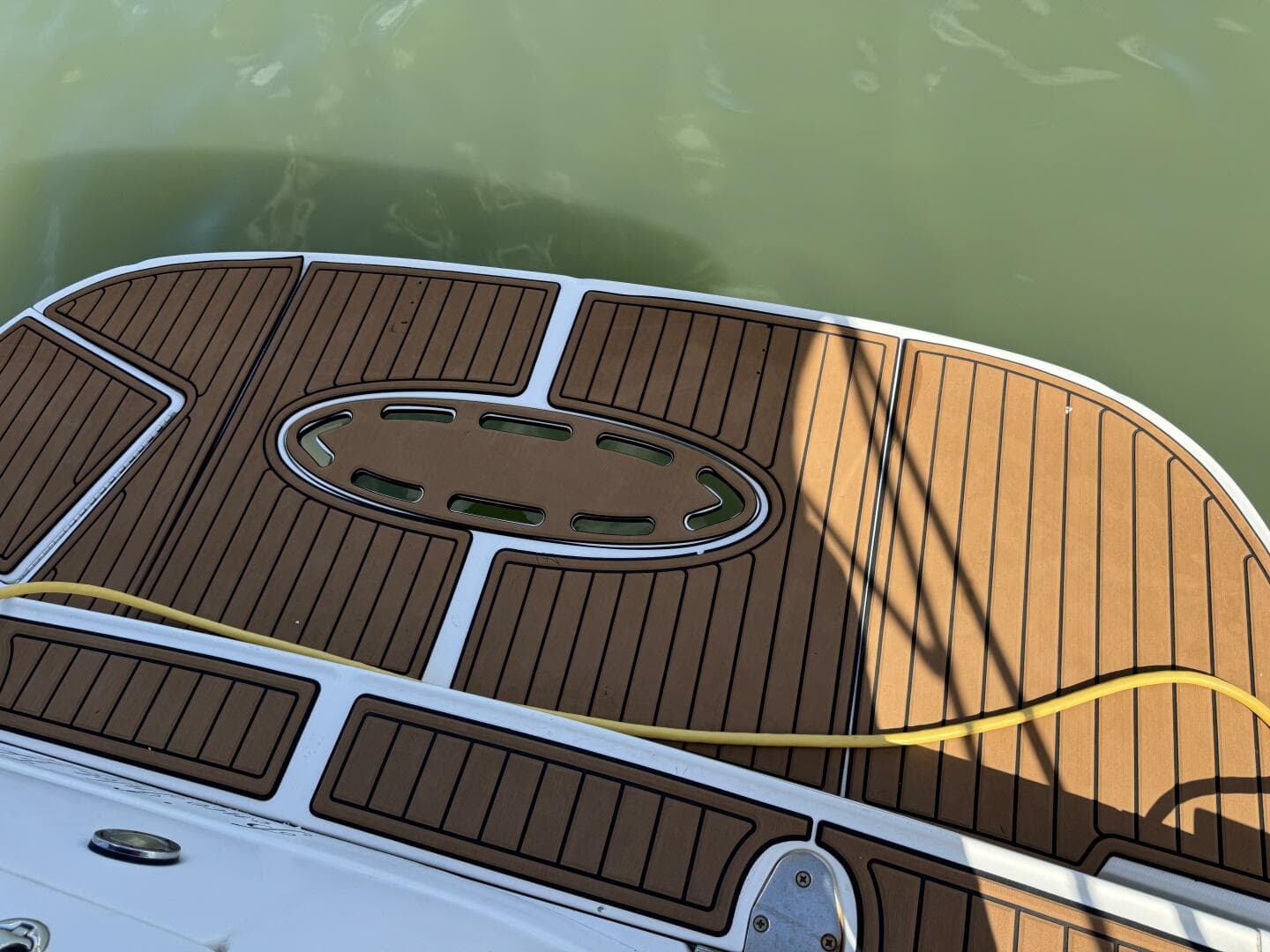 2002 Sea Ray 320 Sundancer — photo 57