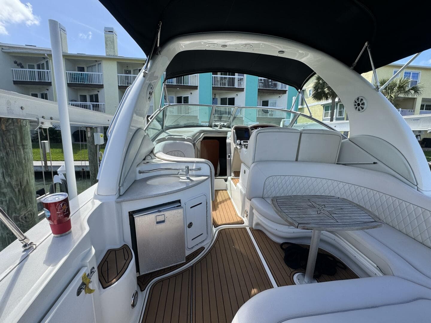2002 Sea Ray 320 Sundancer — photo 11