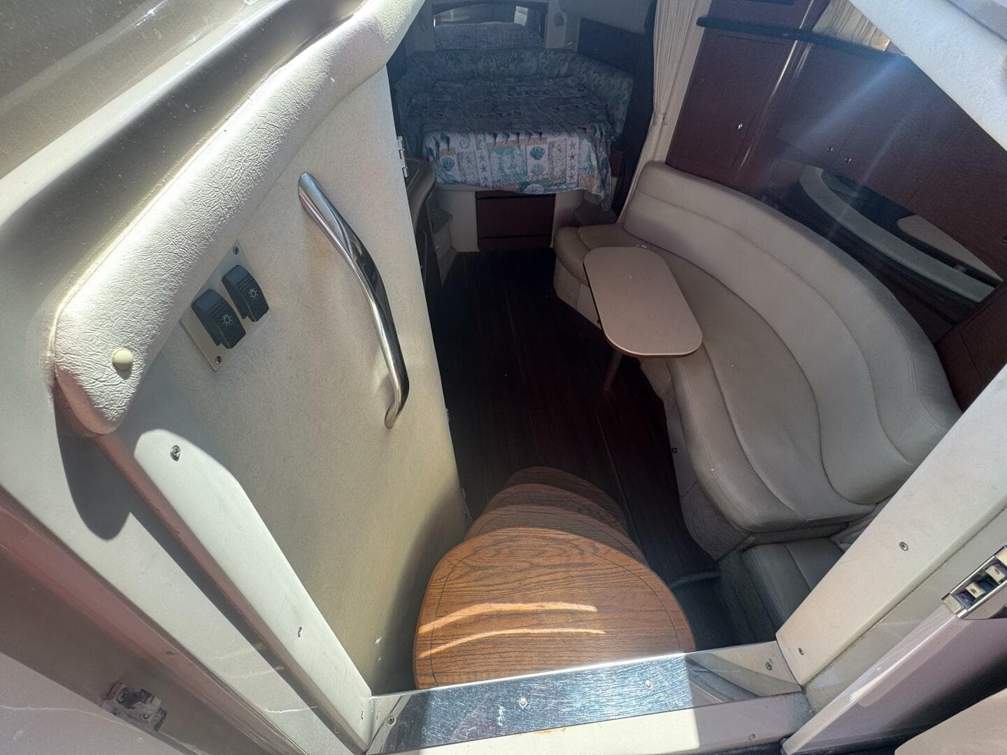 2002 Sea Ray 320 Sundancer — photo 30