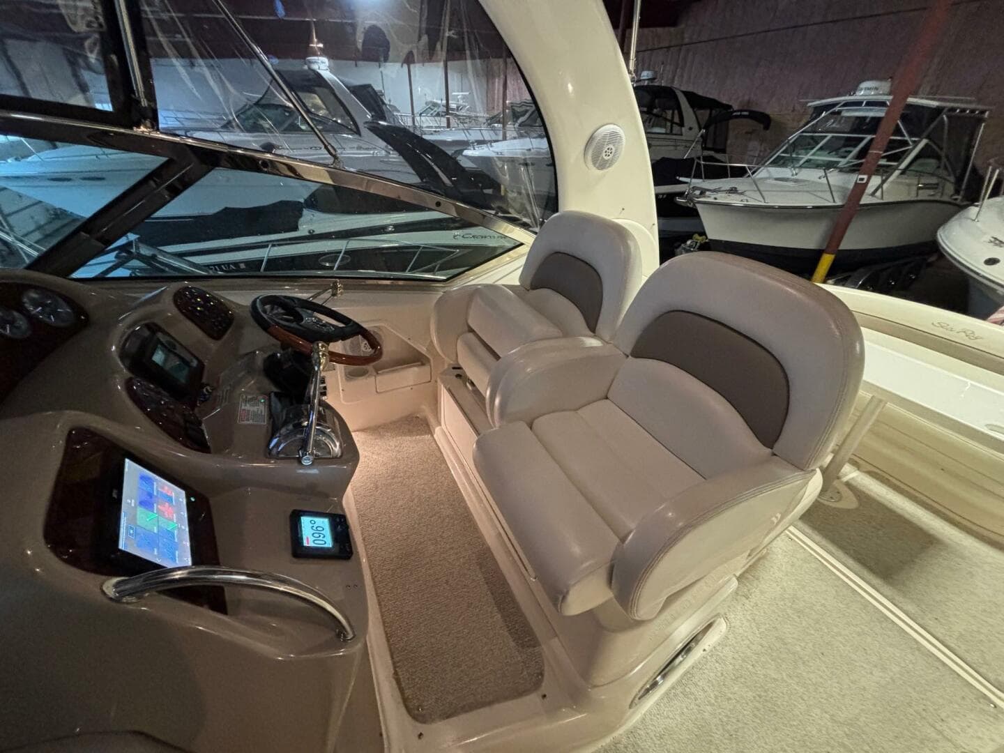 2003 Sea Ray 340 Sundancer — photo 15