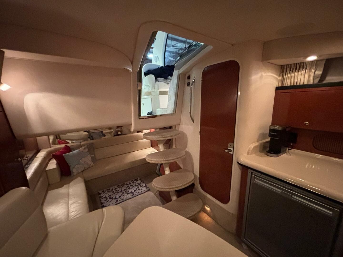 2003 Sea Ray 340 Sundancer — photo 6