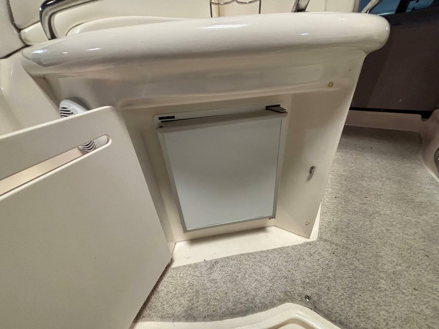 2003 Sea Ray 340 Sundancer — photo 18