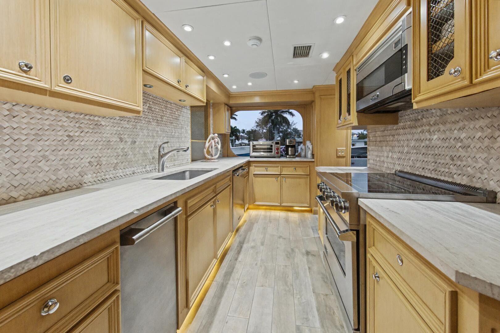 2002 Broward — photo 12