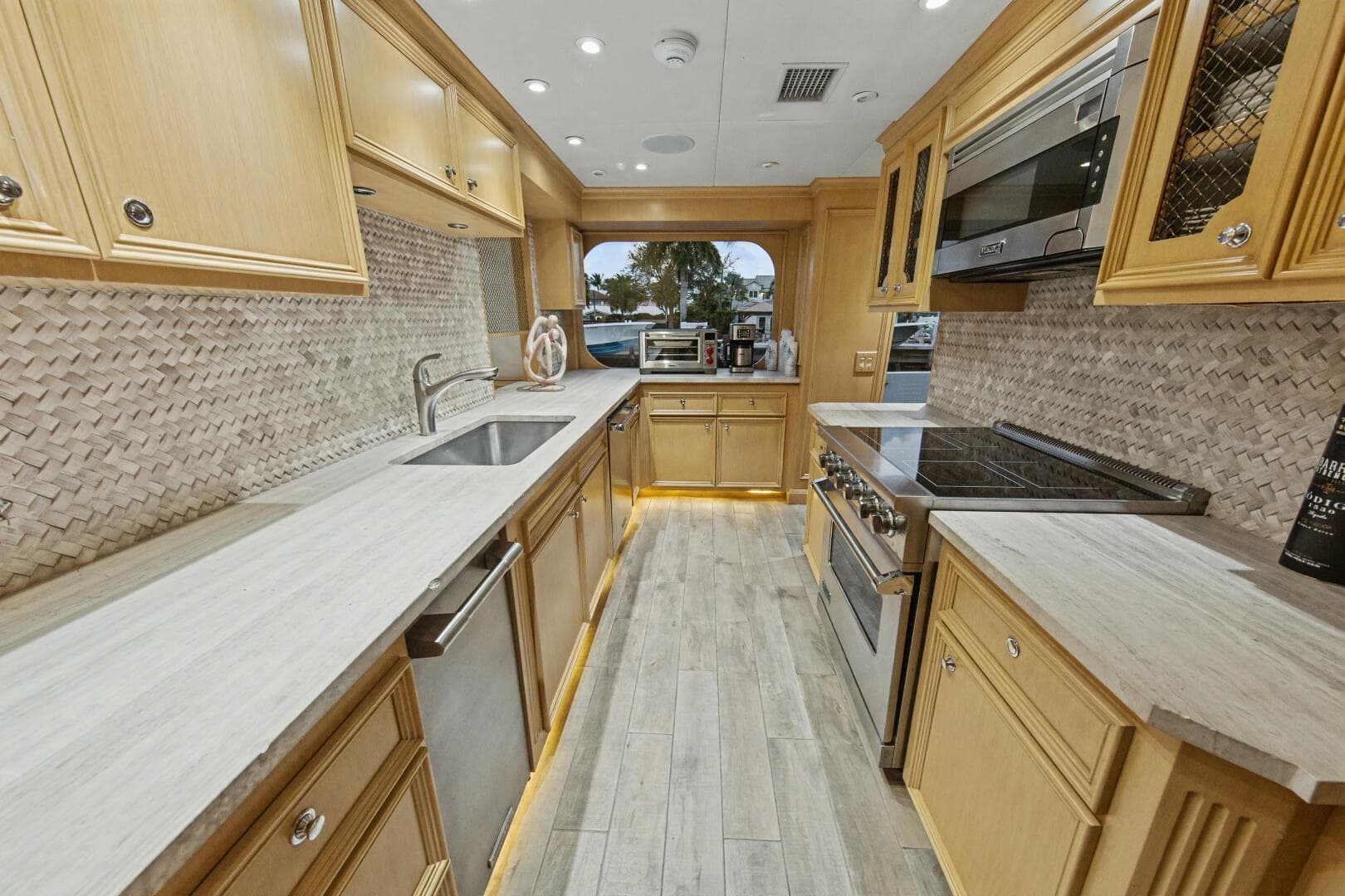 2002 Broward — photo 11