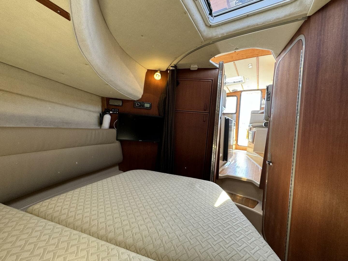 2012 Ranger Tugs R-29 — photo 24