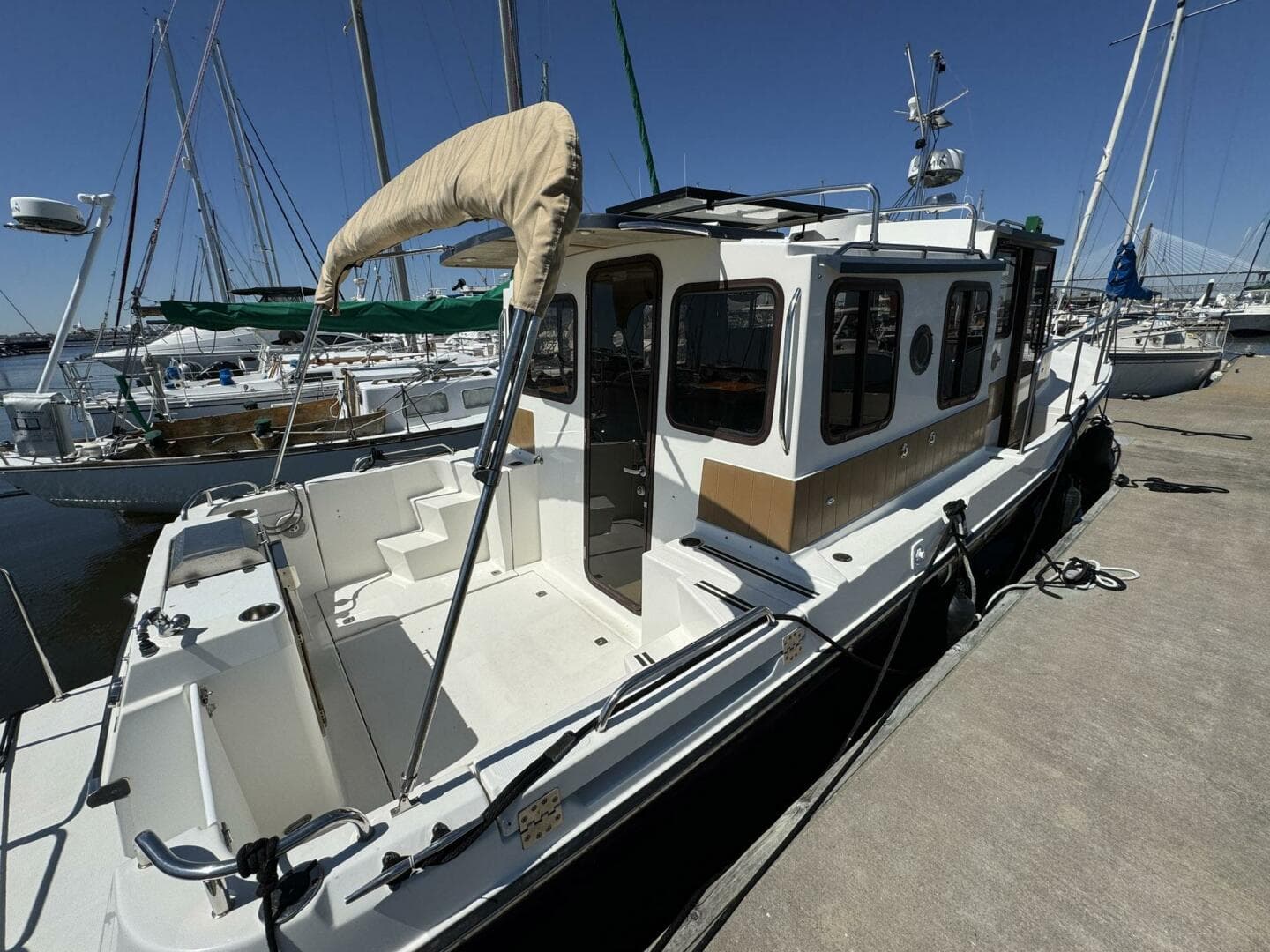2012 Ranger Tugs R-29 — photo 7