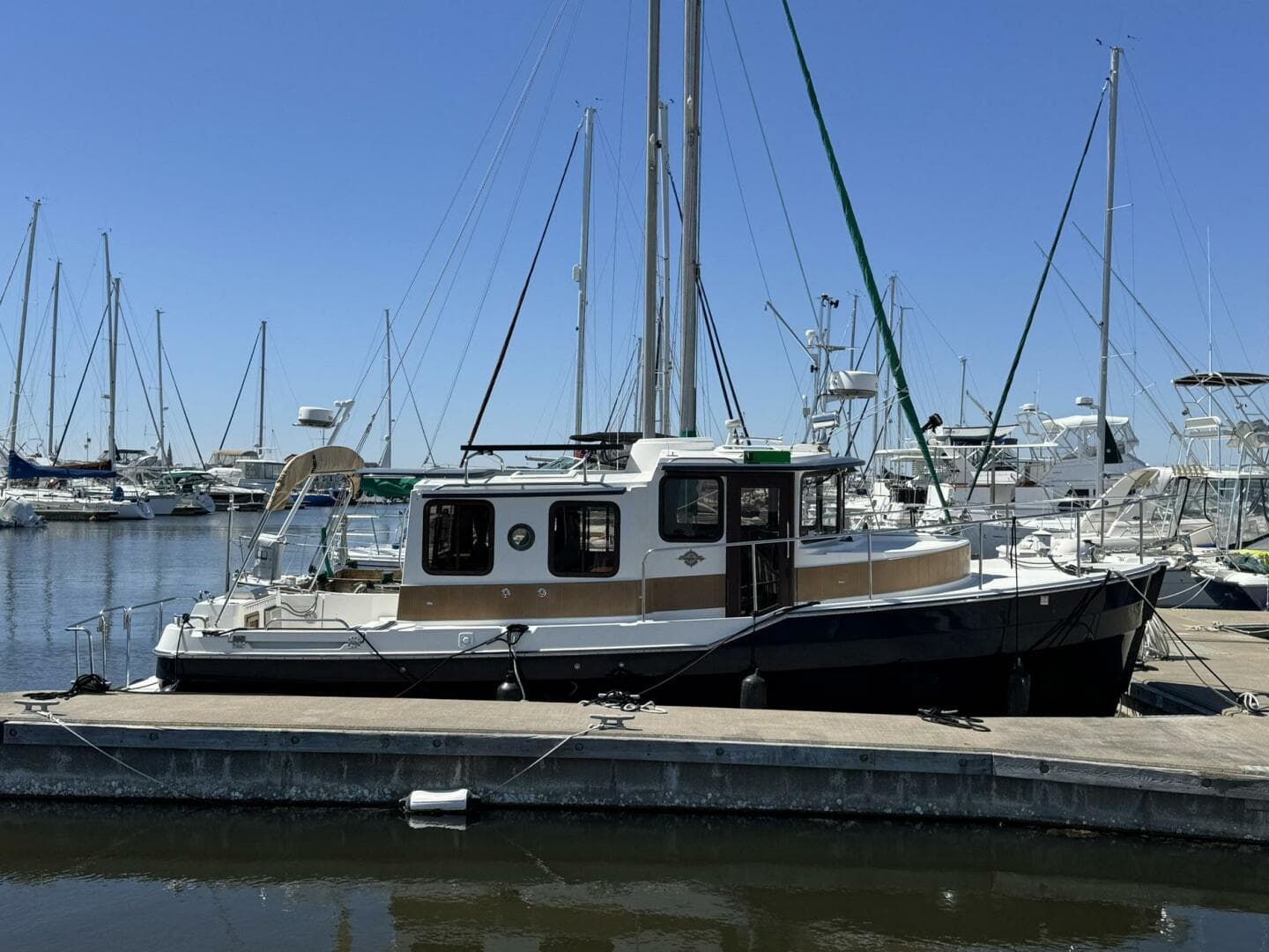 2012 Ranger Tugs R-29 — photo 3