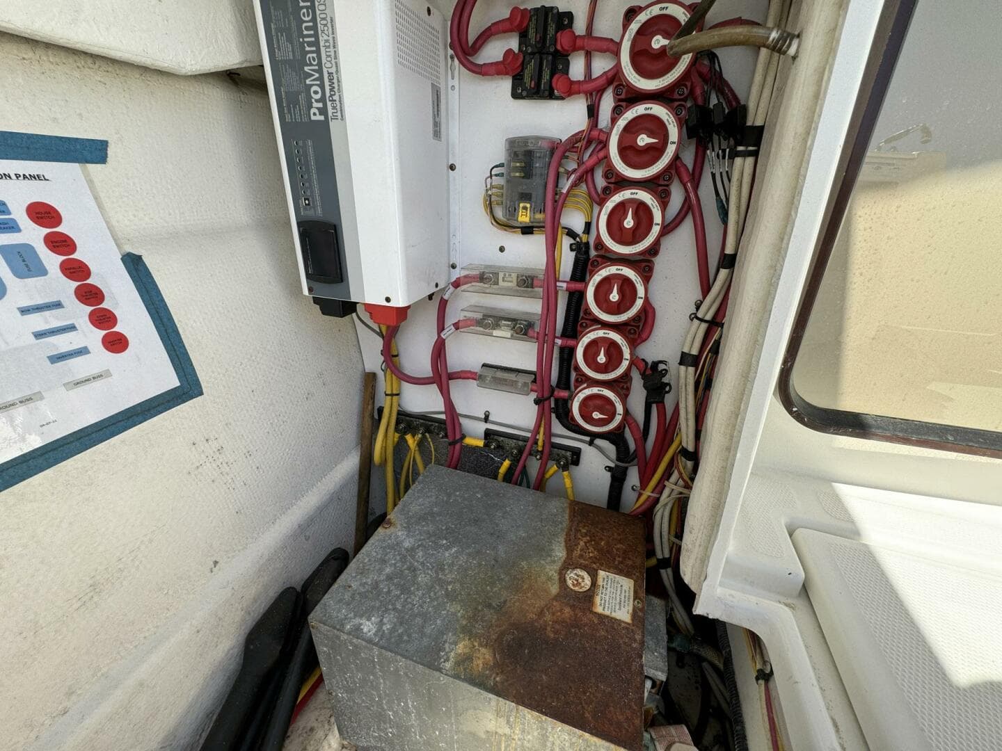 2012 Ranger Tugs R-29 — photo 46