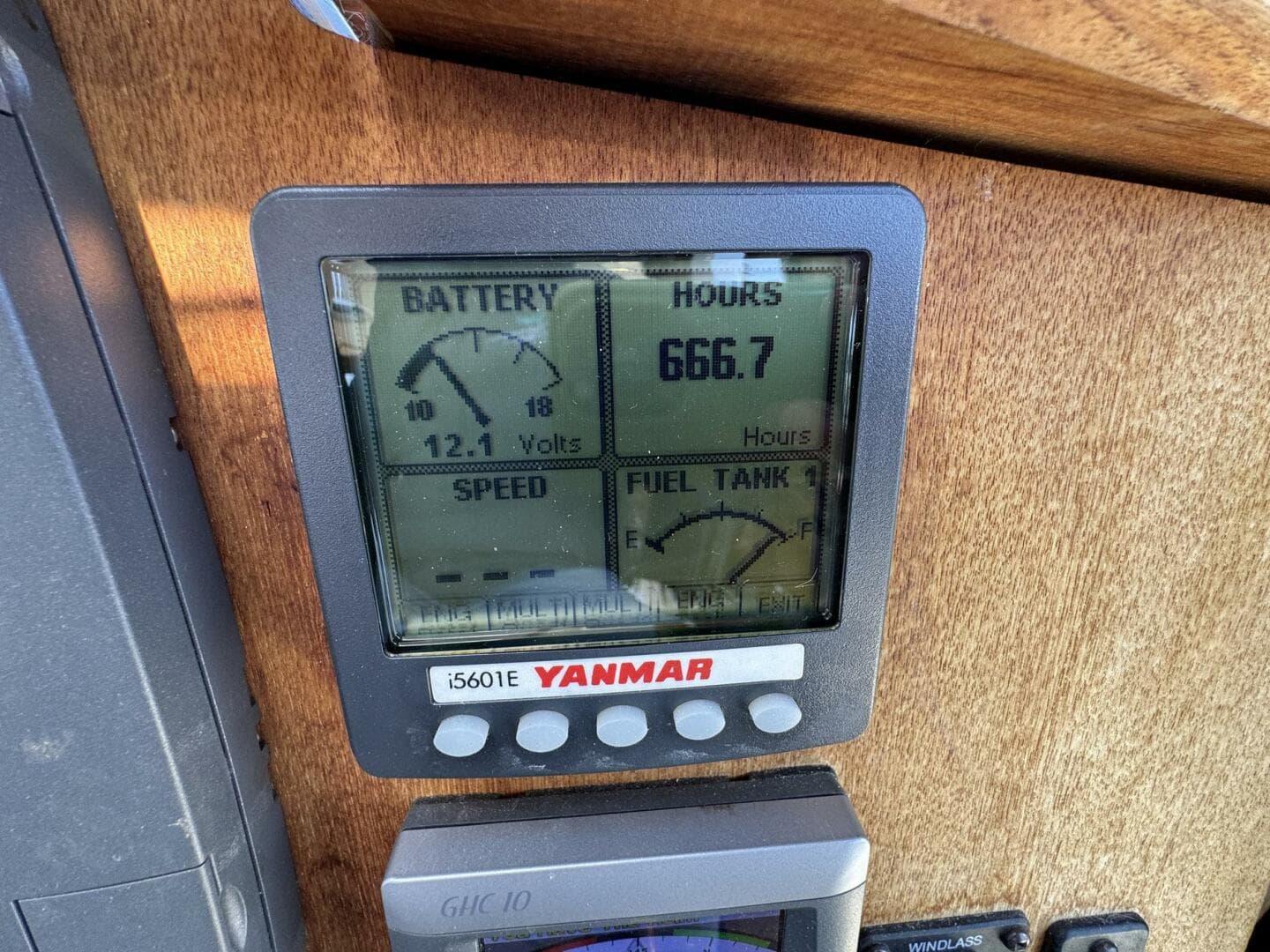 2012 Ranger Tugs R-29 — photo 35