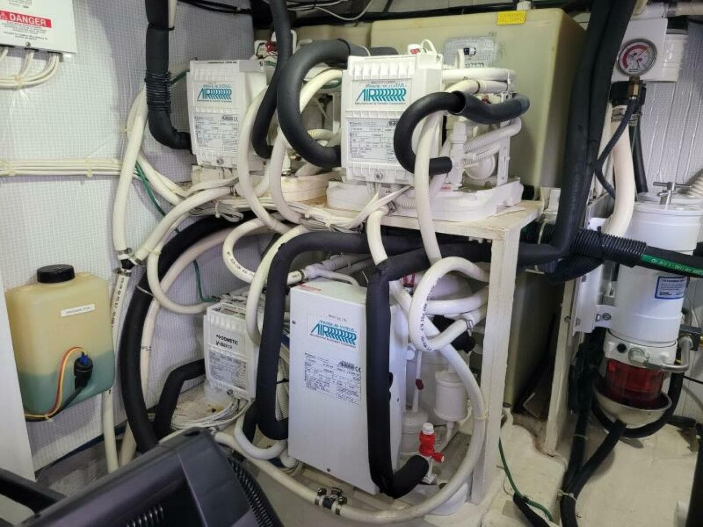 2014 Sabre 48 Salon Express — photo 50