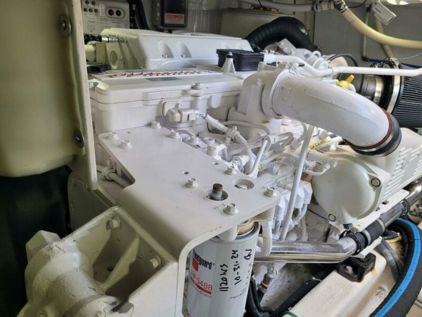 2014 Sabre 48 Salon Express — photo 49