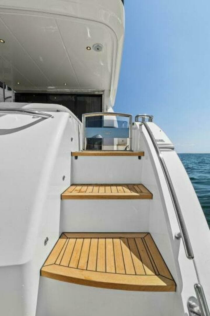 2016 Princess 60 Flybridge — photo 7