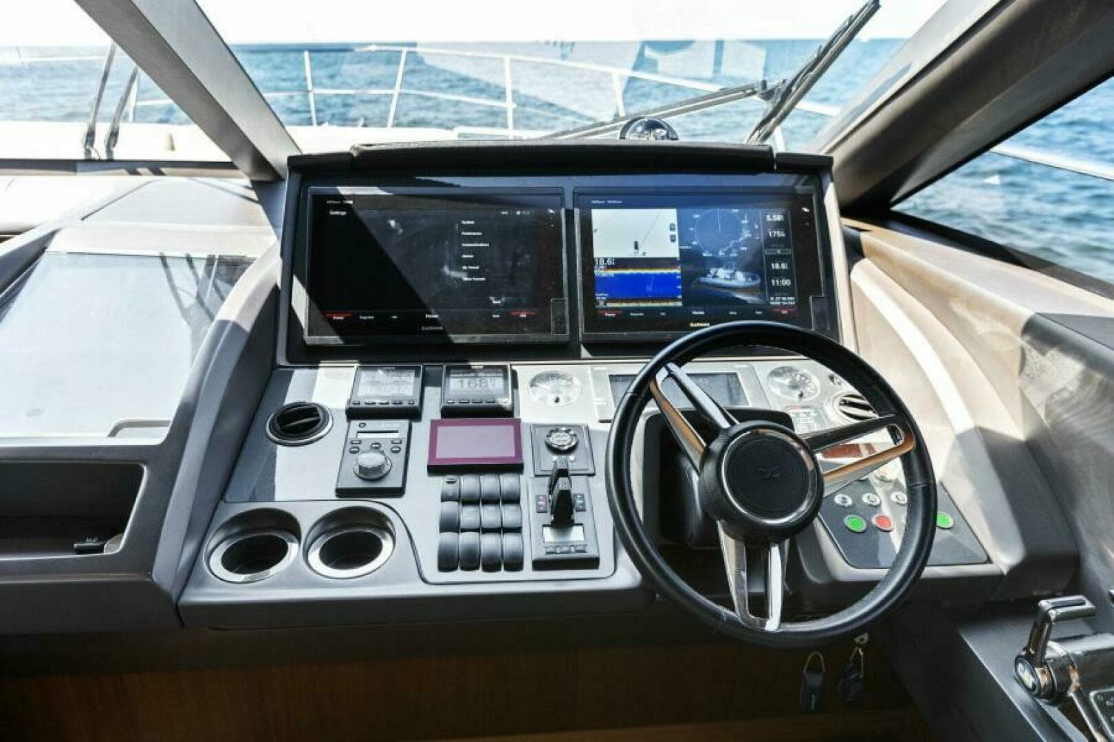 2016 Princess 60 Flybridge — photo 32