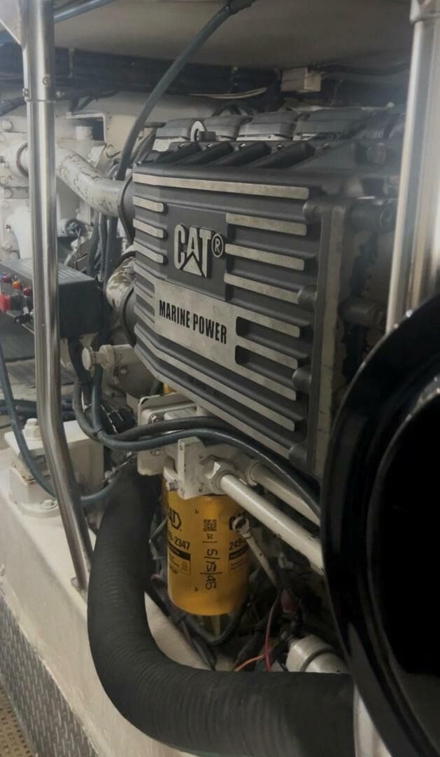 1998 Ocean Yachts 53 Convertible — photo 37