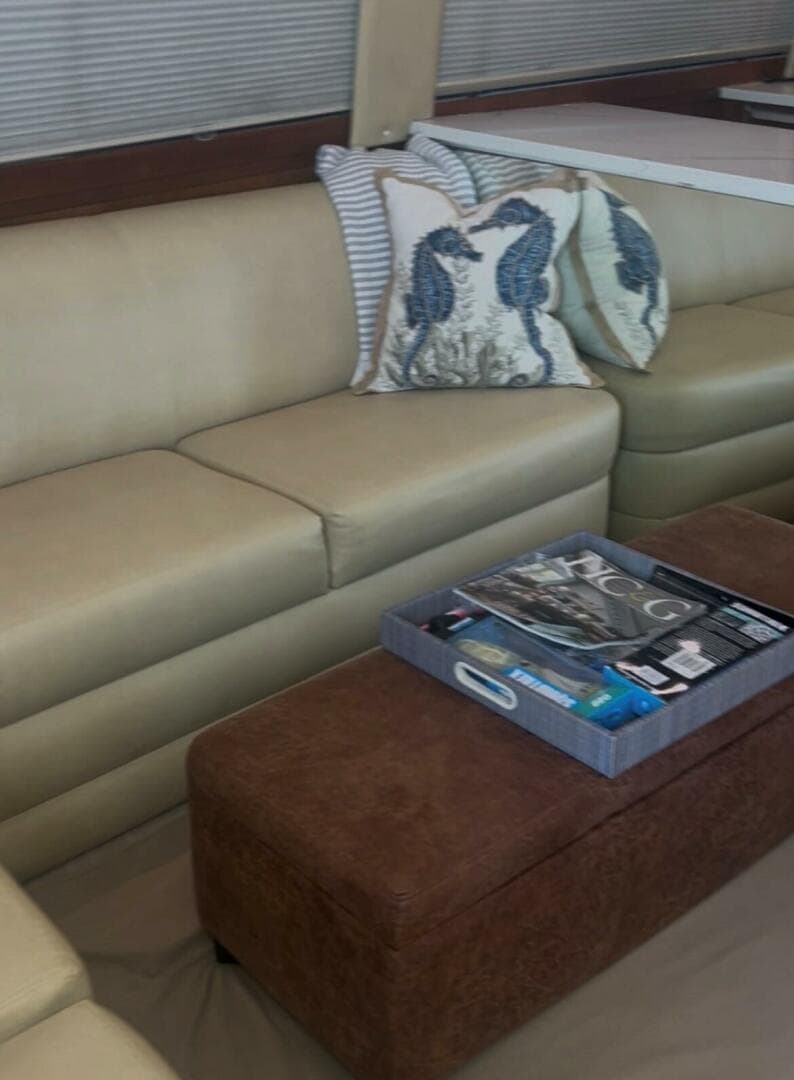 1998 Ocean Yachts 53 Convertible — photo 20