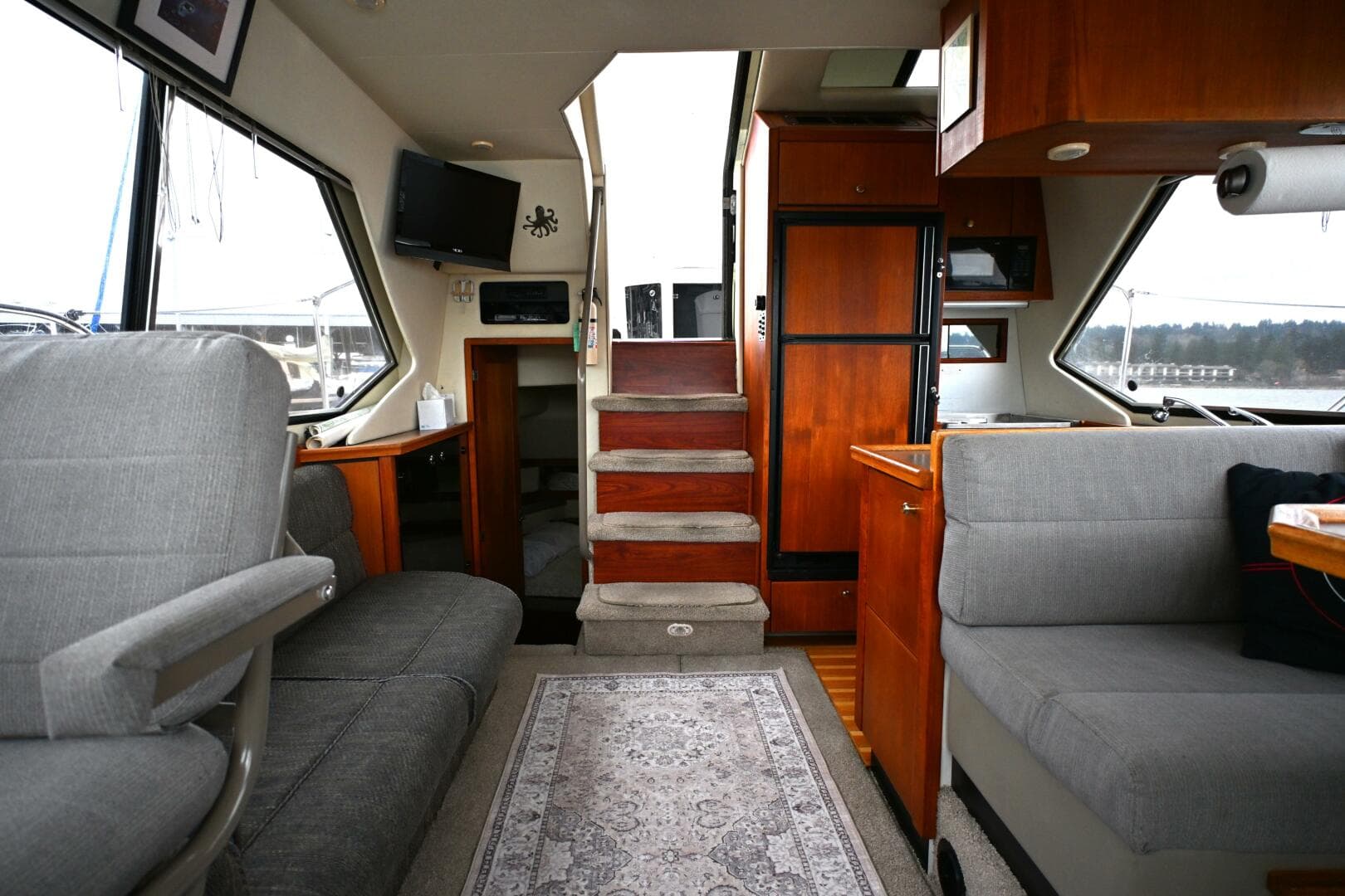 1996 Bayliner 4087 Aft Cabin — photo 37