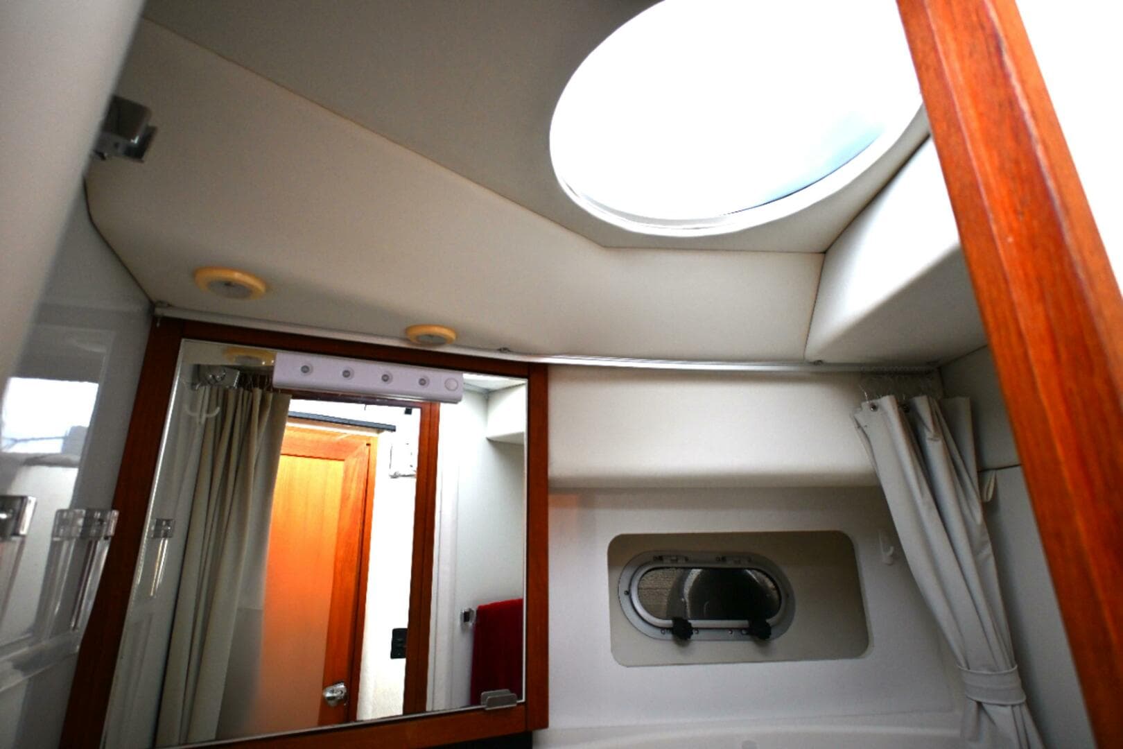 1996 Bayliner 4087 Aft Cabin — photo 36