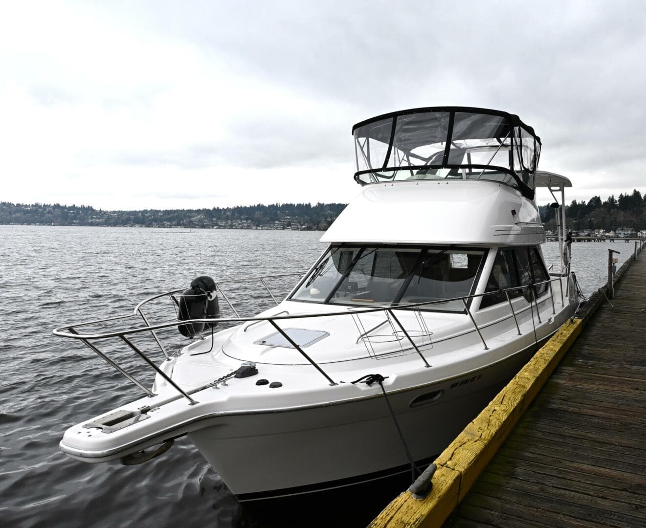1996 Bayliner 4087 Aft Cabin — photo 7