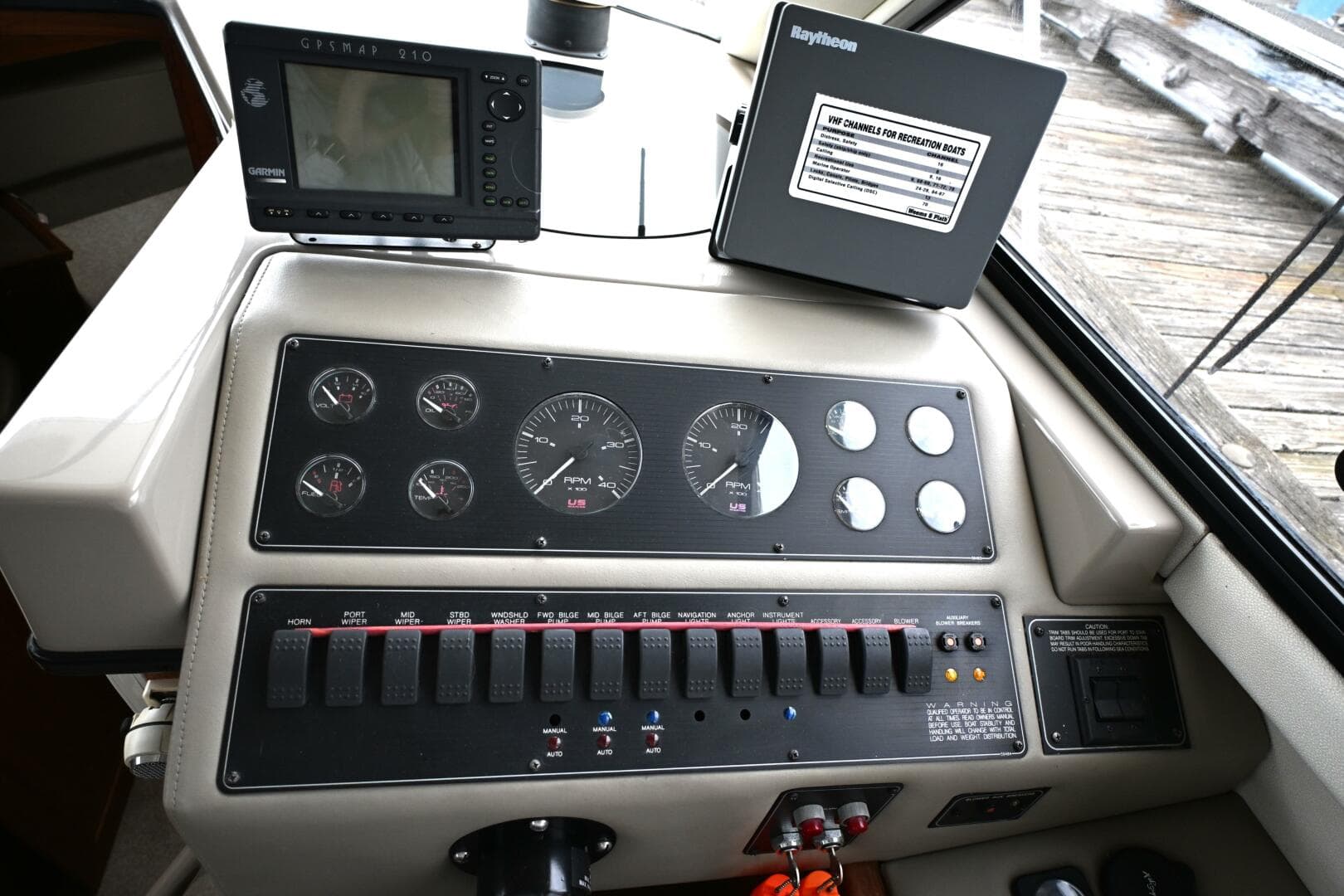 1996 Bayliner 4087 Aft Cabin — photo 50