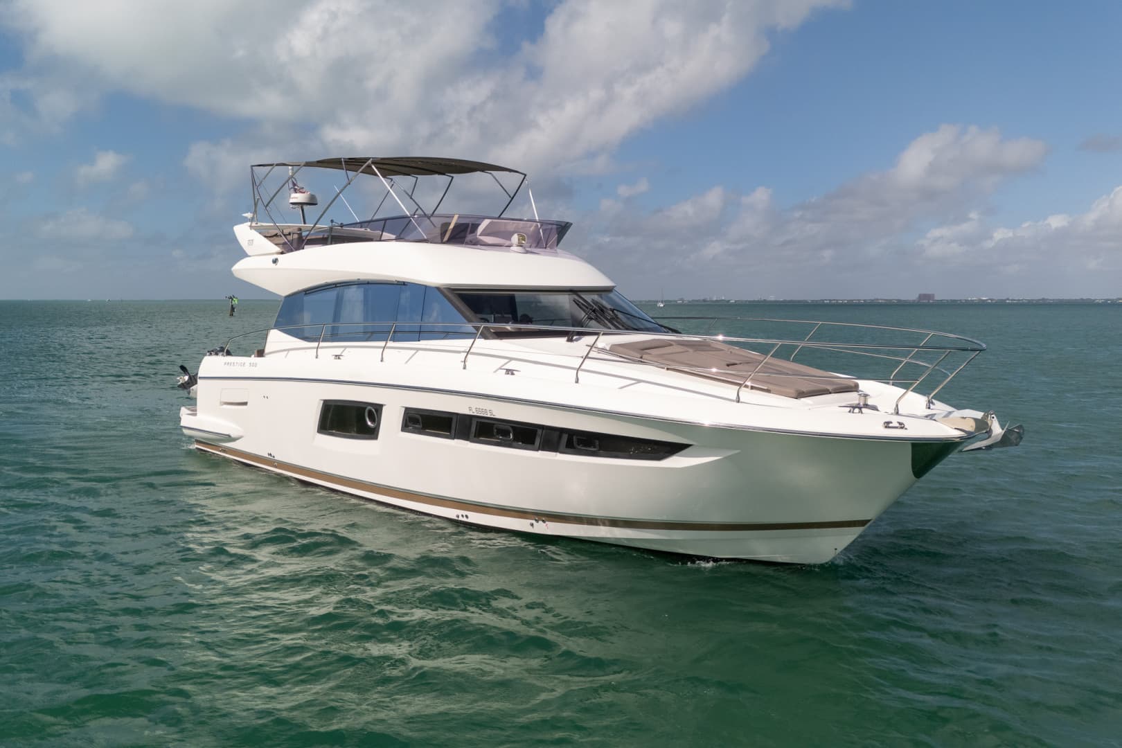 2017 Prestige 50 Fly — photo 2