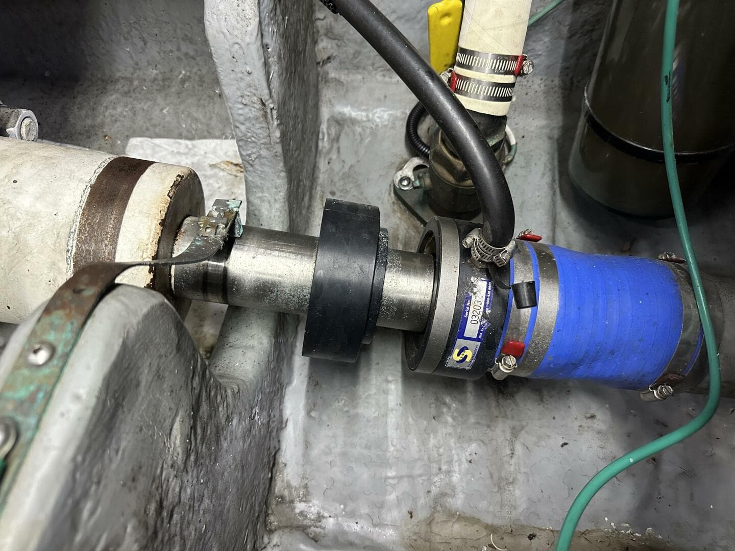 2000 Sea Ray 480 Sedan Bridge — photo 29