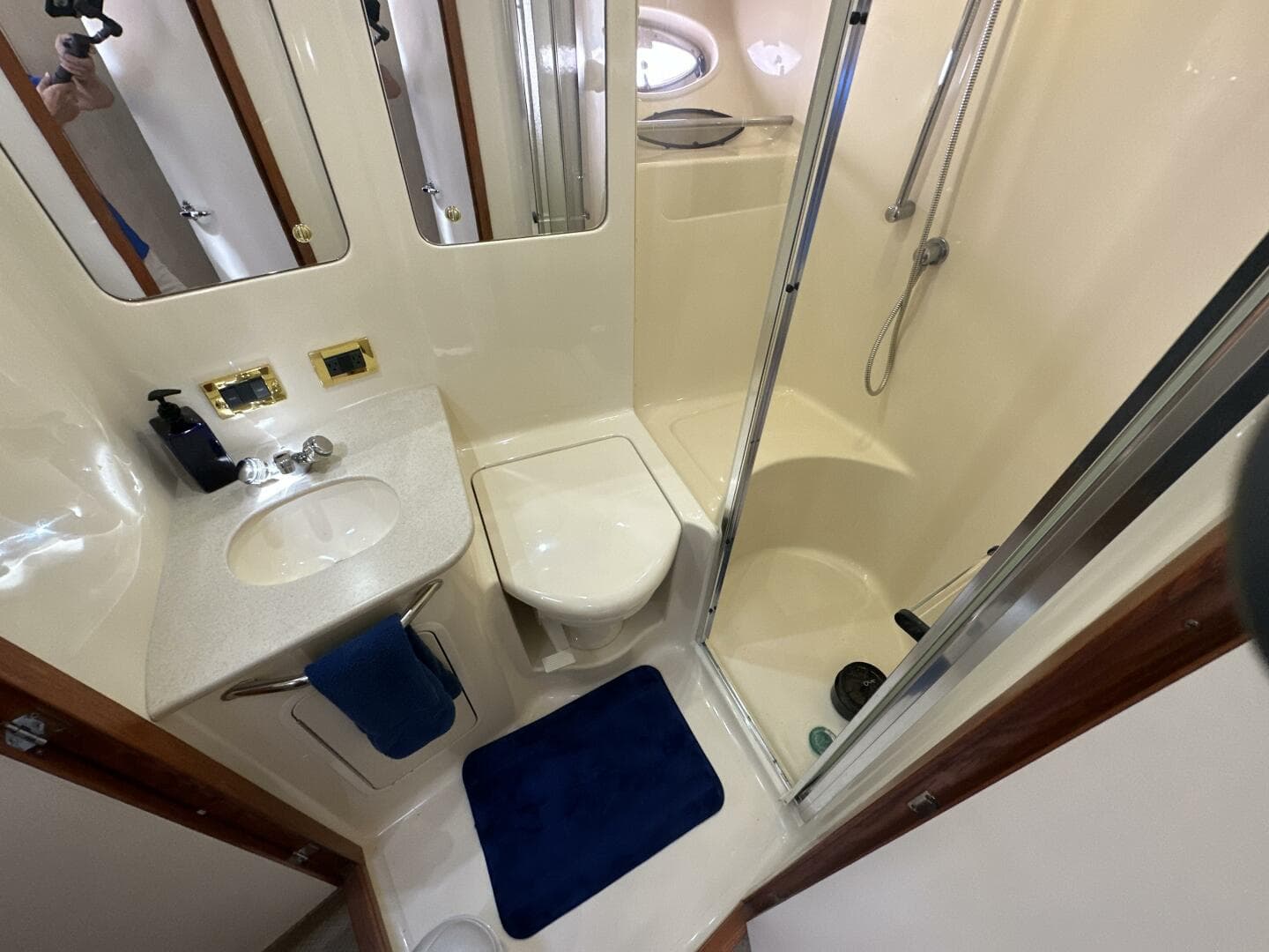 2000 Sea Ray 480 Sedan Bridge — photo 24