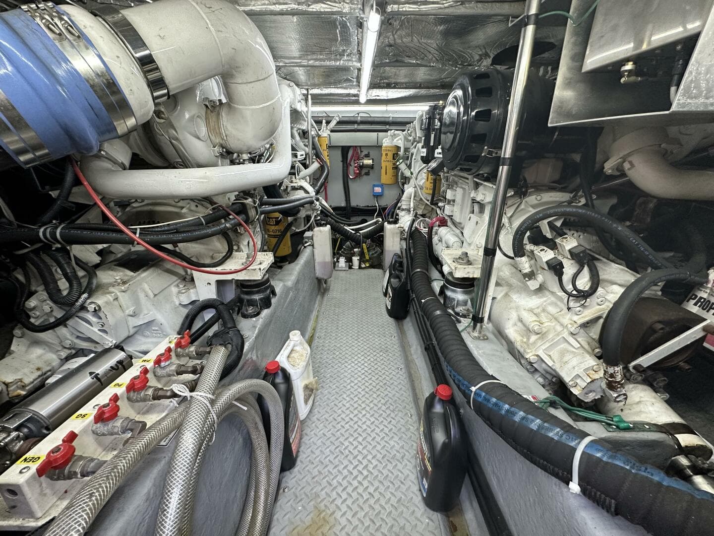 2000 Sea Ray 480 Sedan Bridge — photo 15