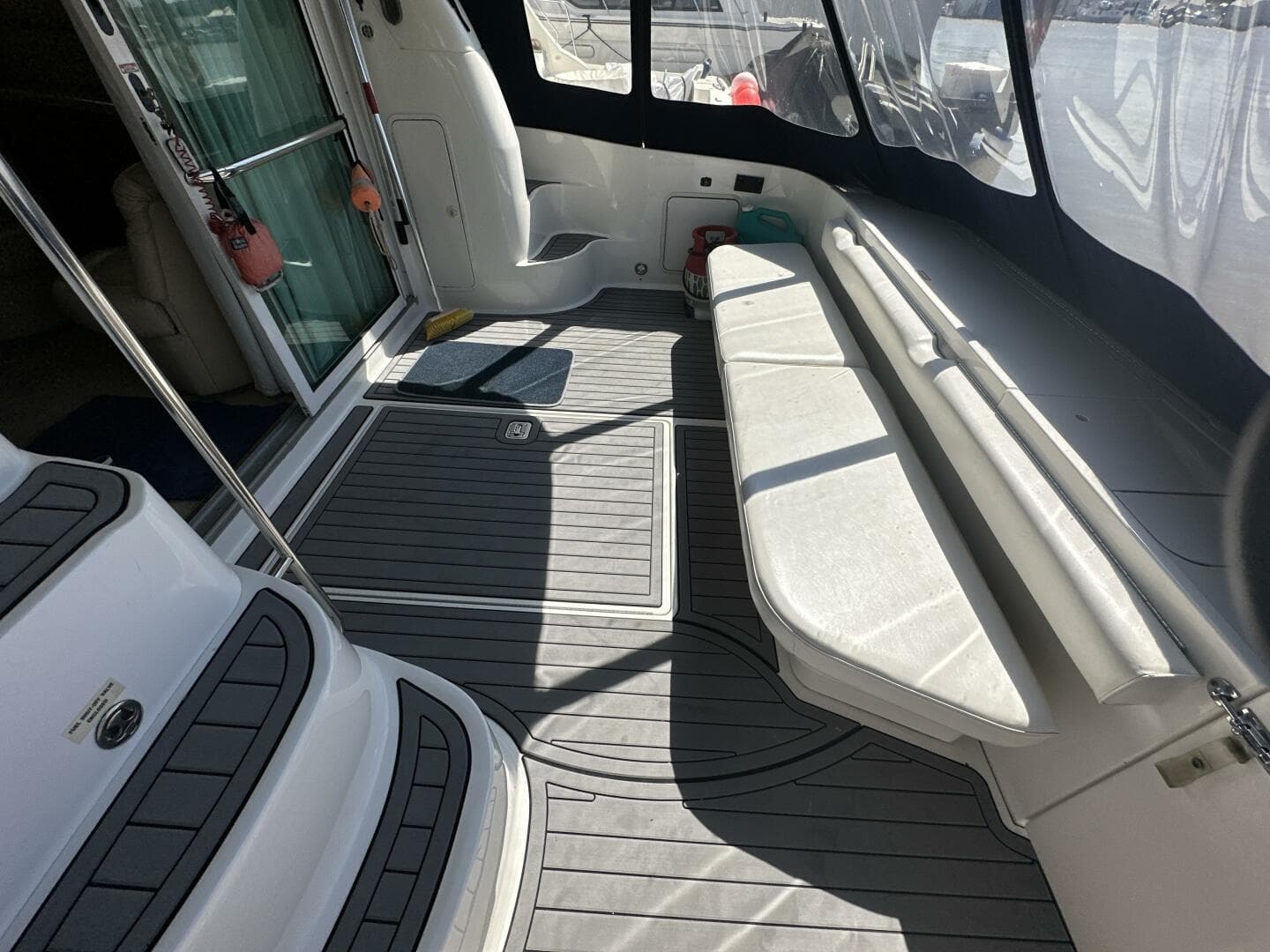 2000 Sea Ray 480 Sedan Bridge — photo 12