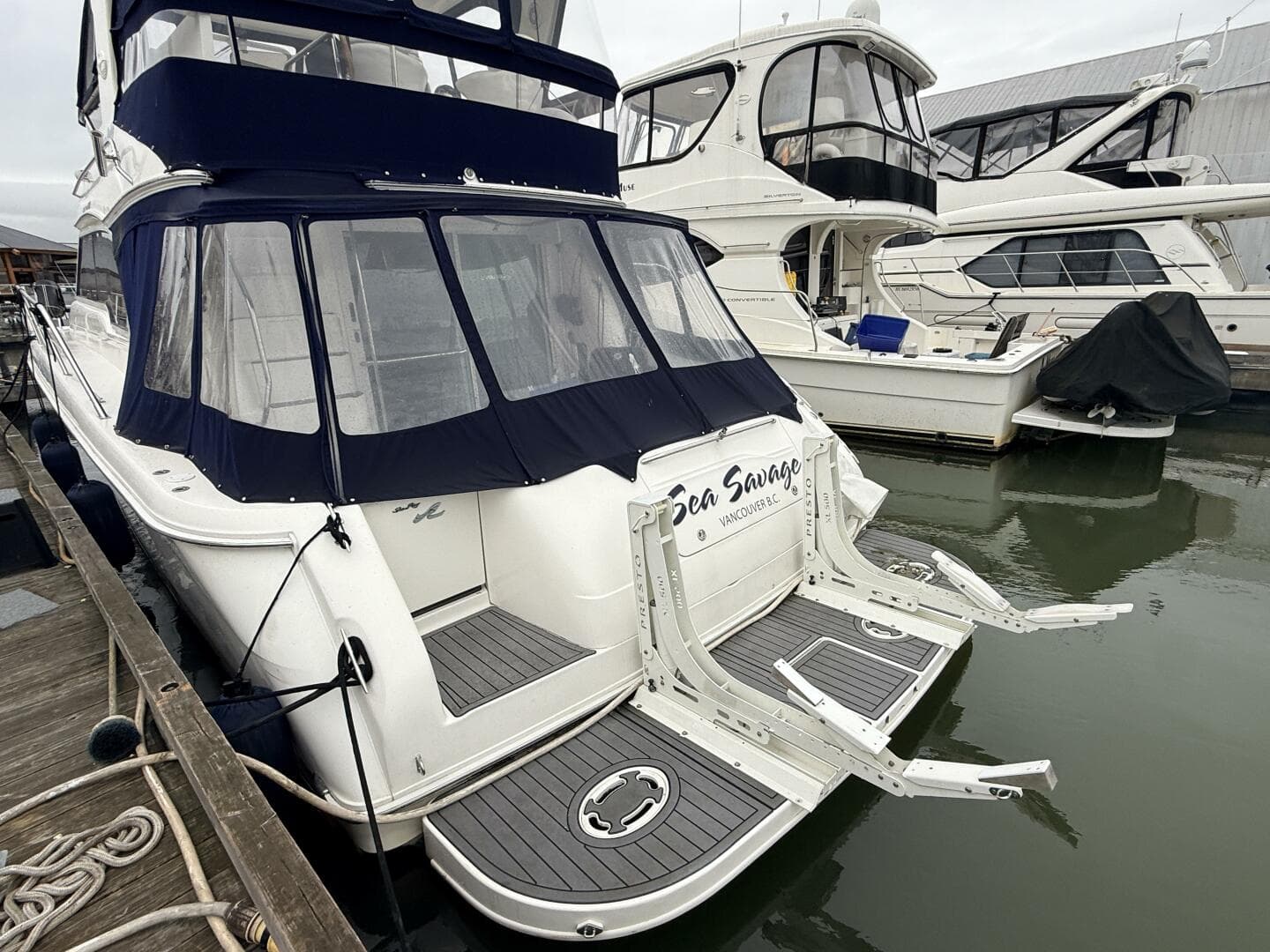 2000 Sea Ray 480 Sedan Bridge — photo 7