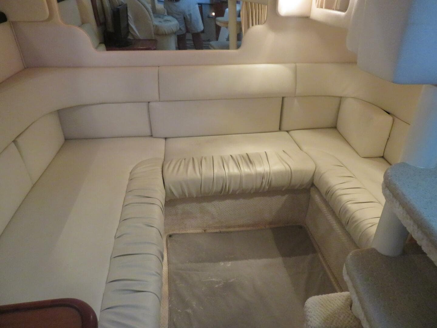 2001 Sea Ray 340 Sundancer — photo 11