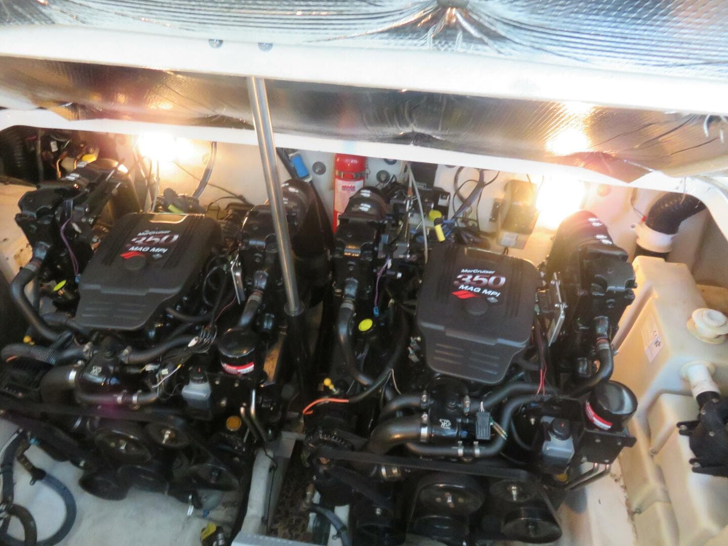 2005 Sea Ray 300 Sundancer — photo 15