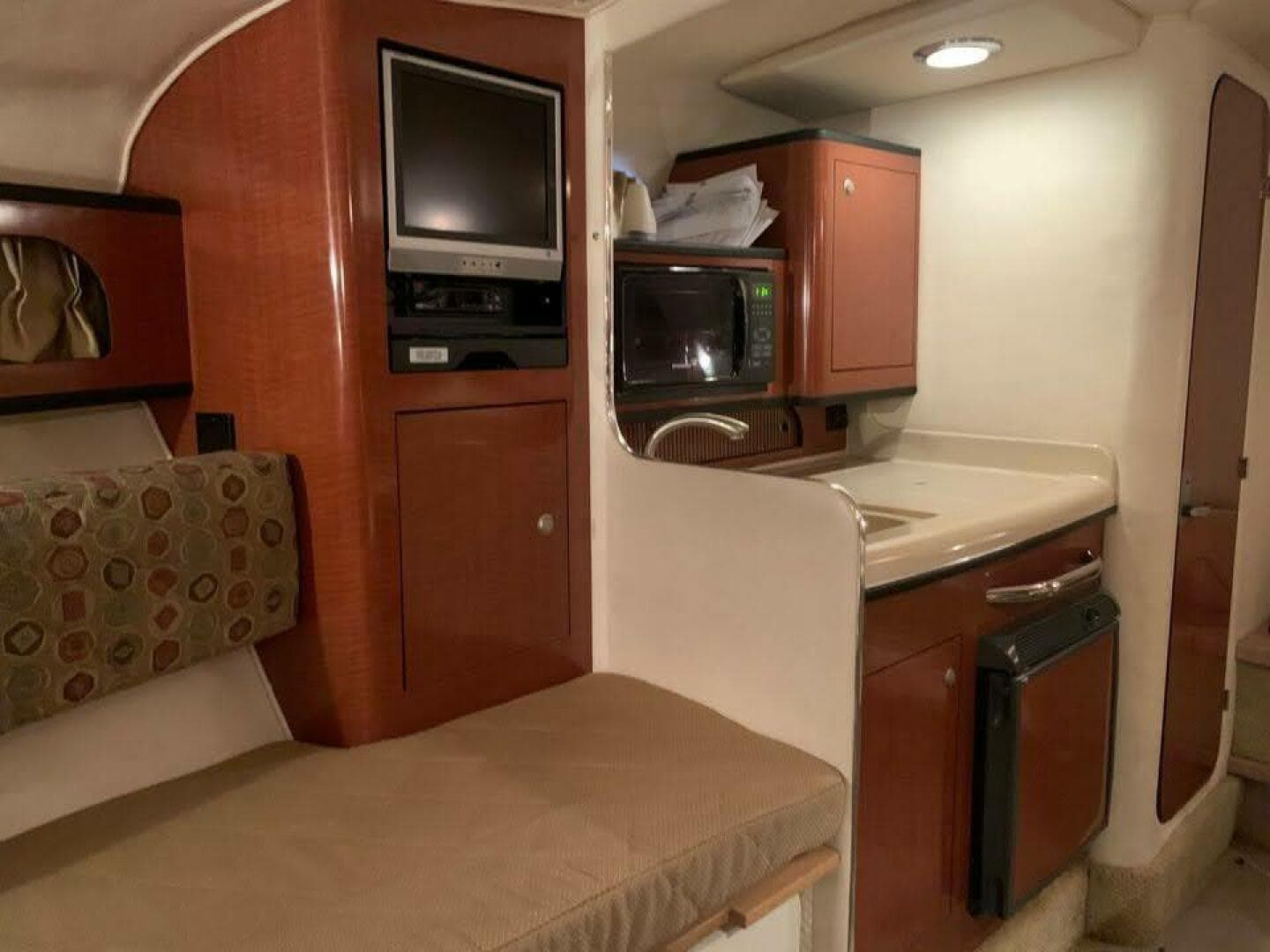 2005 Sea Ray 280 Sundancer — photo 5