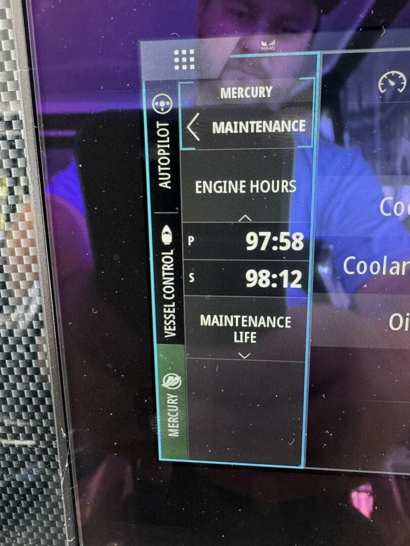 2022 Cruisers Yachts — photo 14