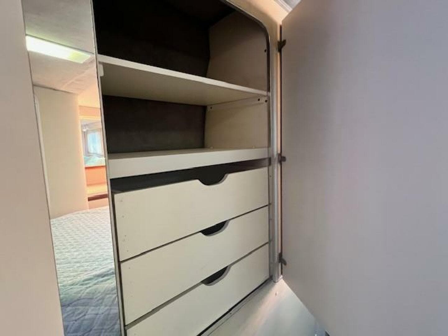 1989 Trojan 12M — photo 25