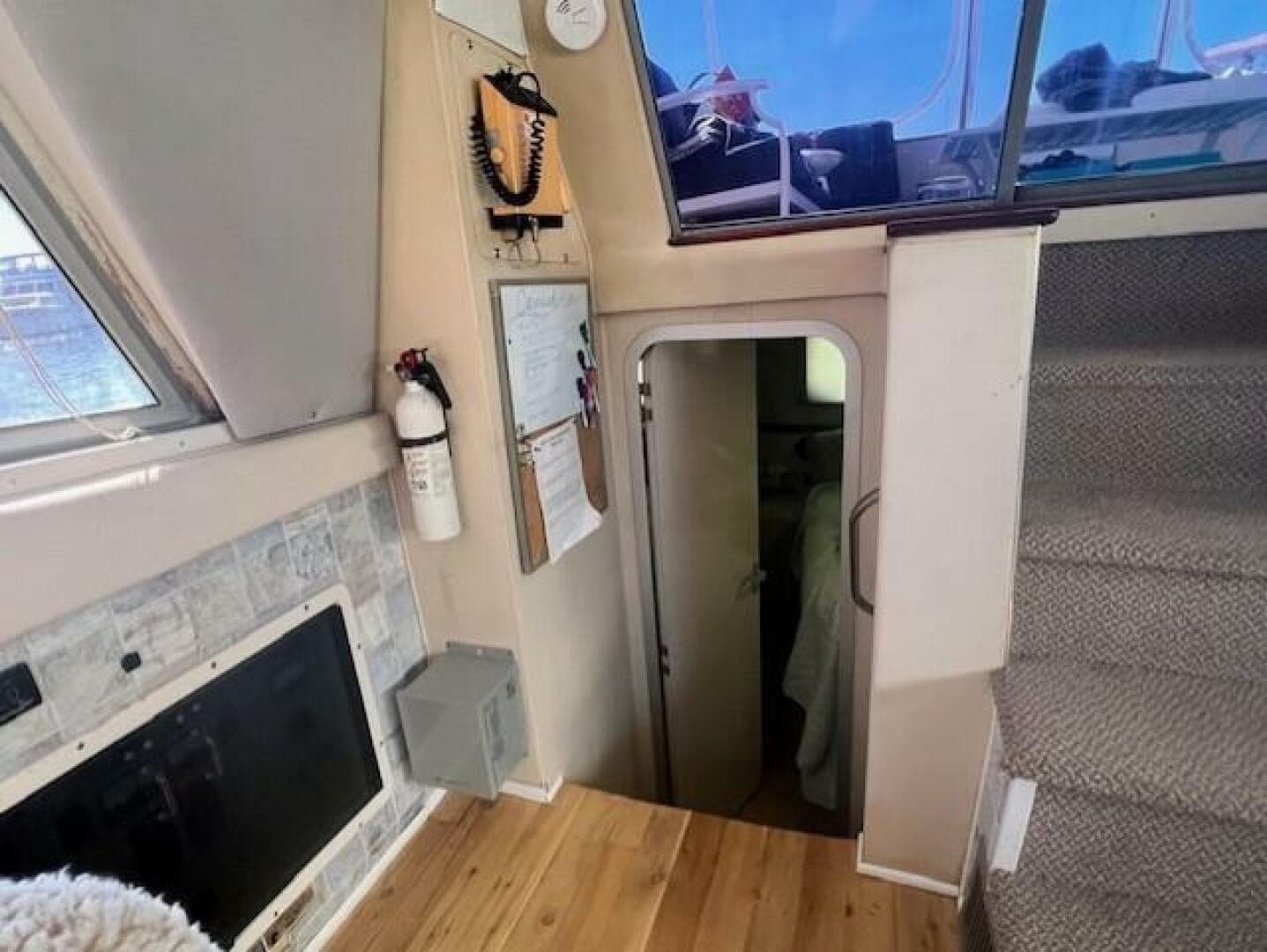 1989 Trojan 12M — photo 57