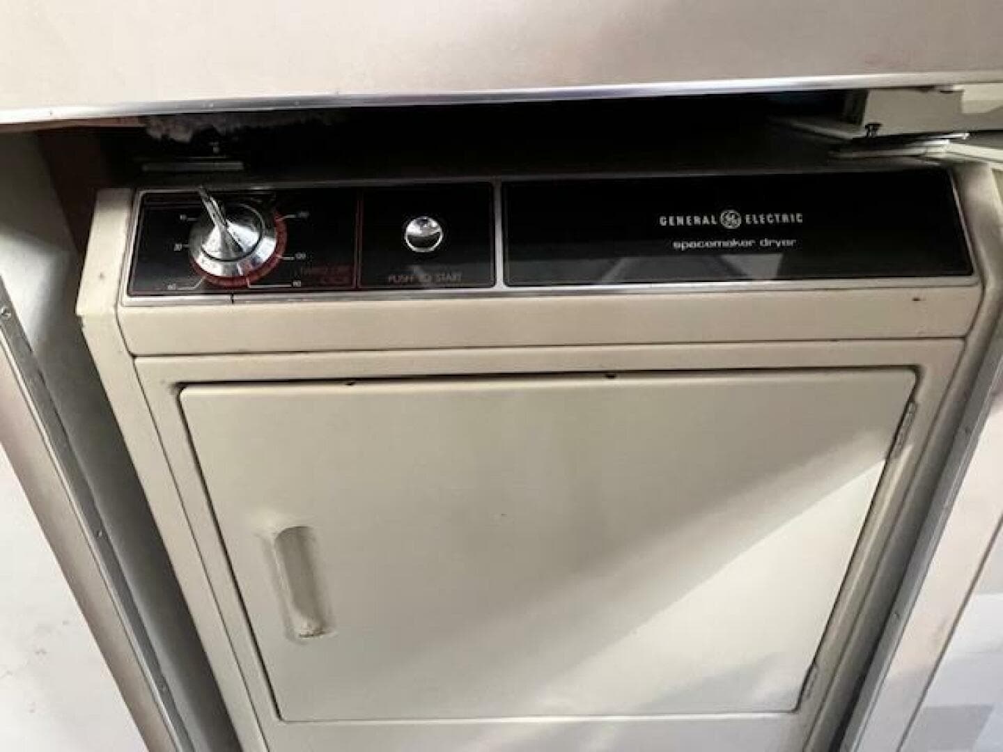 1989 Trojan 12M — photo 40