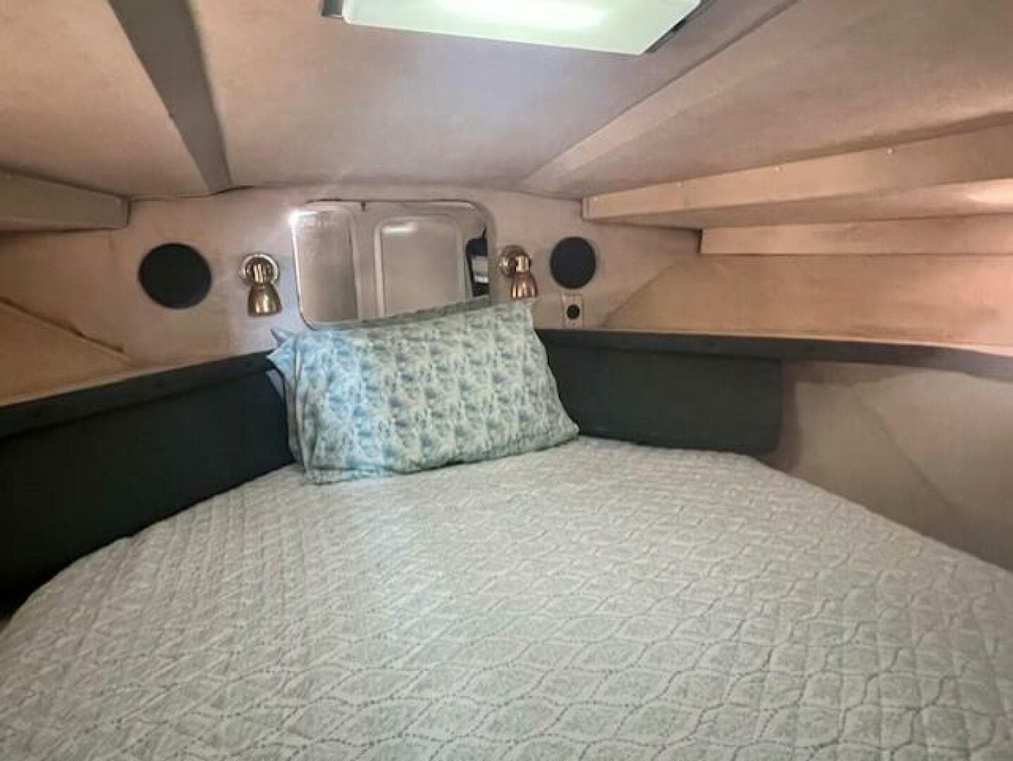 1989 Trojan 12M — photo 29