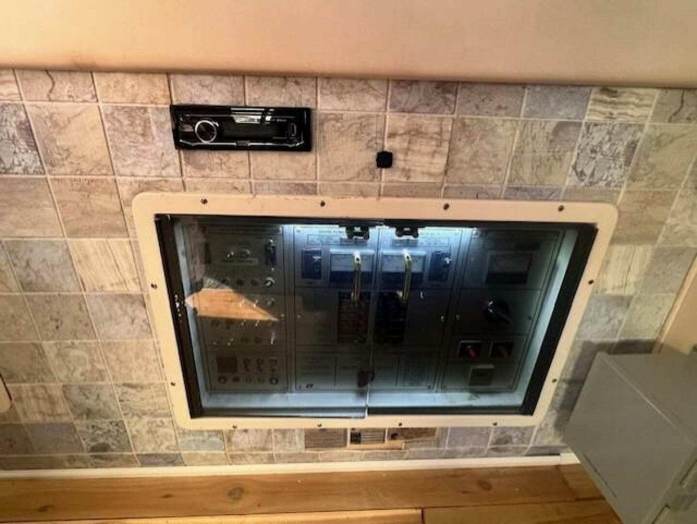 1989 Trojan 12M — photo 53