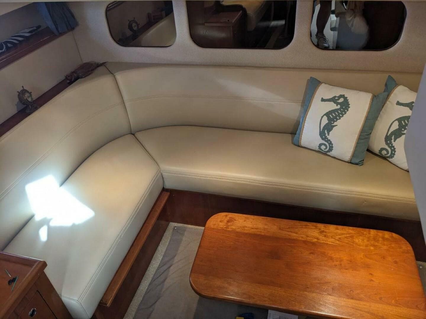 2003 Cruisers Yachts 3970 — photo 18