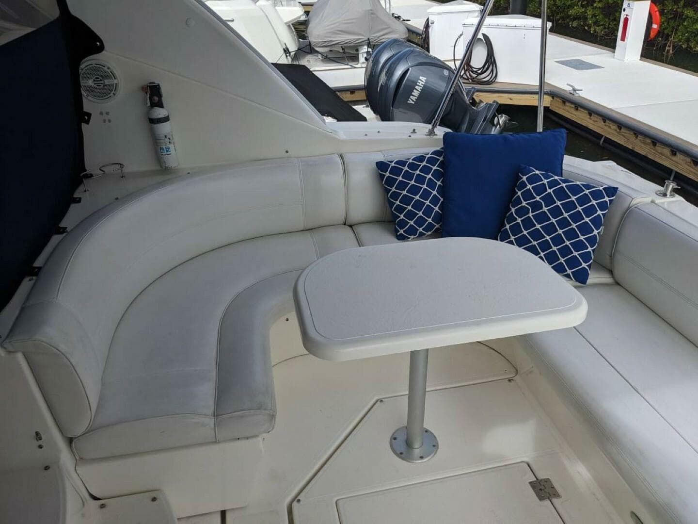 2003 Cruisers Yachts 3970 — photo 5