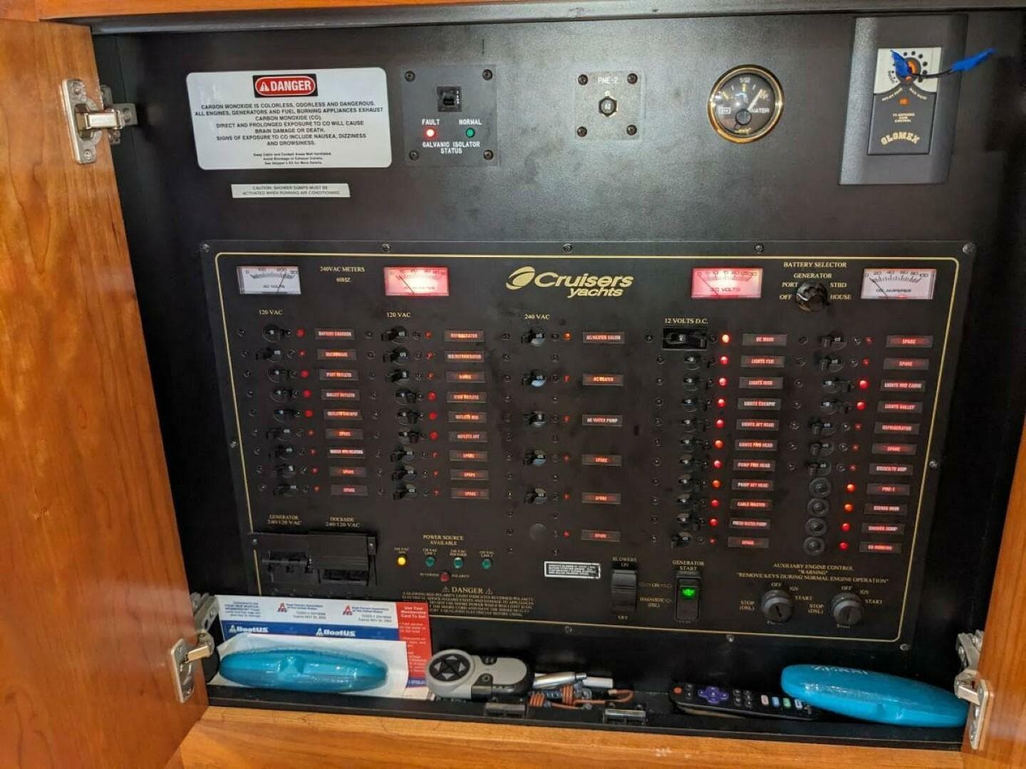 2003 Cruisers Yachts 3970 — photo 13