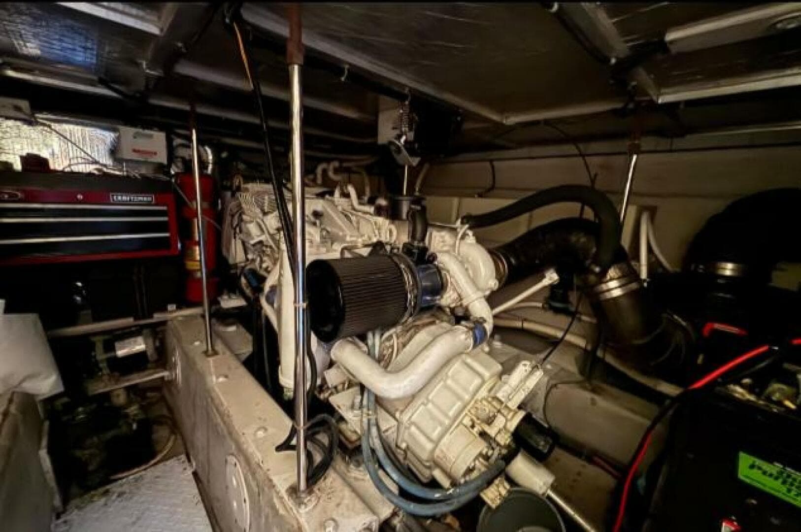 1998 Carver 530 Voyager — photo 51