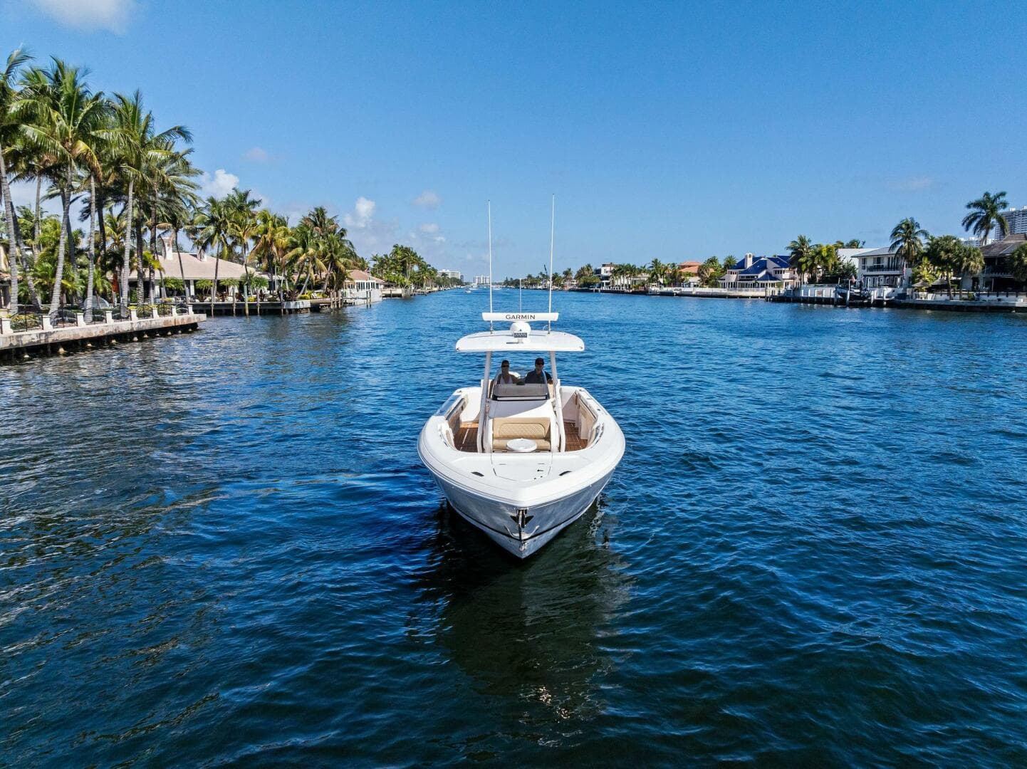 2019 Intrepid 345 Nomad Fe — photo 29