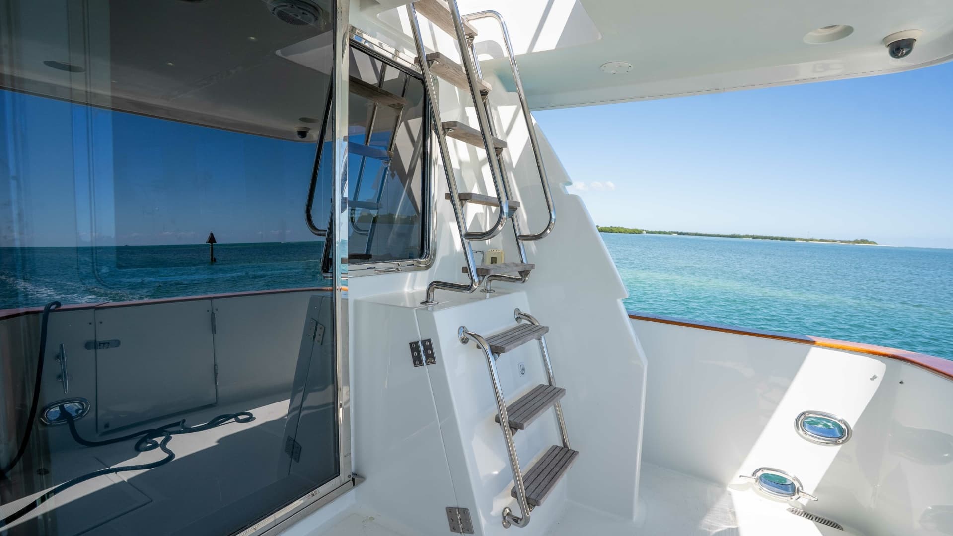 2001 Symbol 62 Pilothouse — photo 11