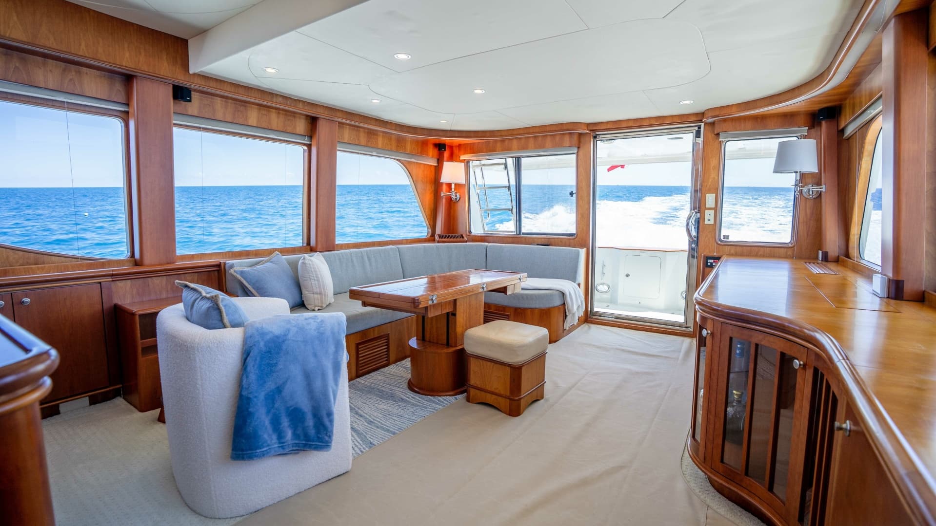 2001 Symbol 62 Pilothouse — photo 13