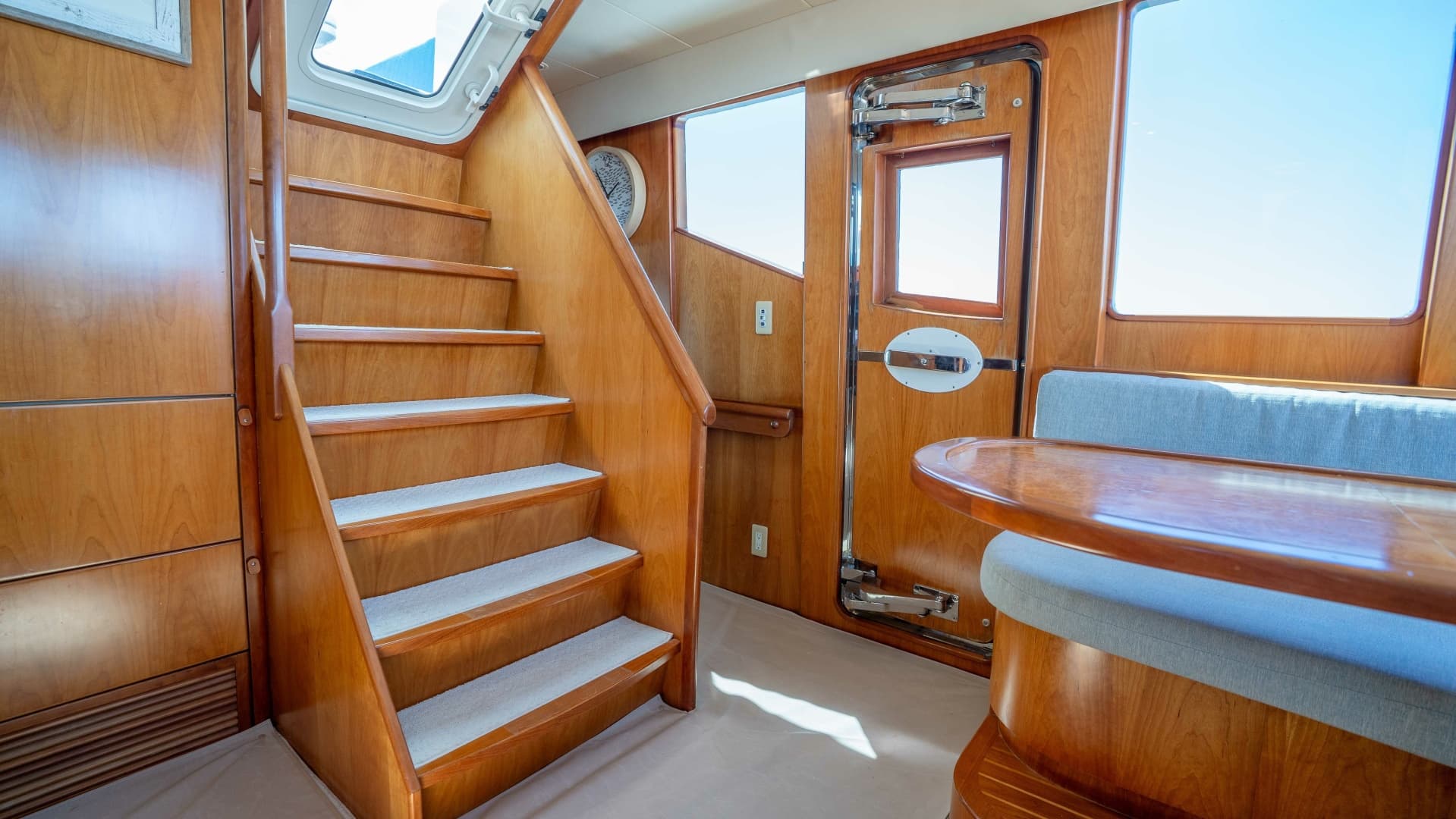 2001 Symbol 62 Pilothouse — photo 25