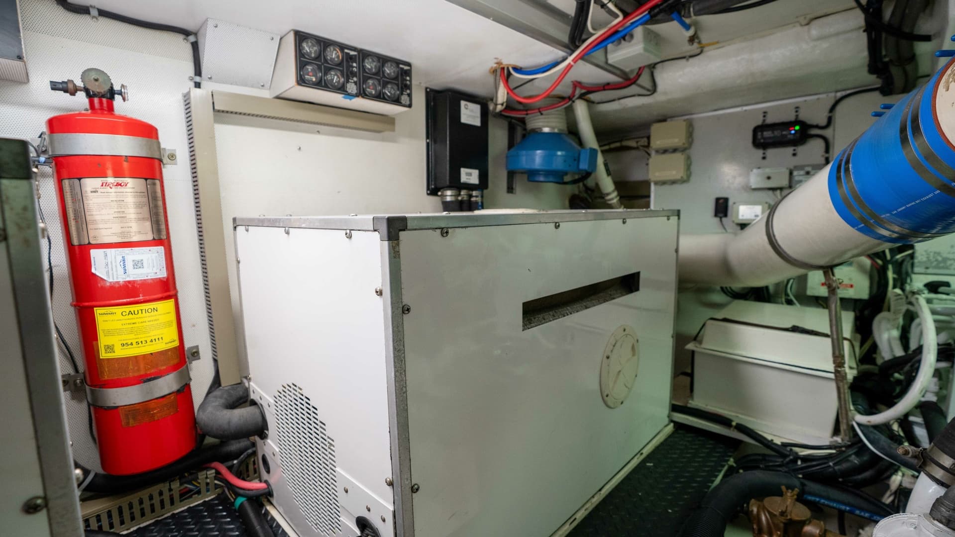 2001 Symbol 62 Pilothouse — photo 52