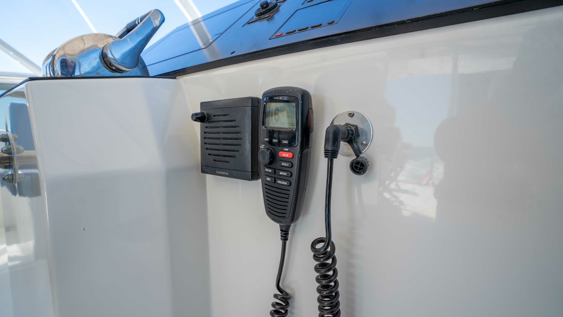 2001 Symbol 62 Pilothouse — photo 48