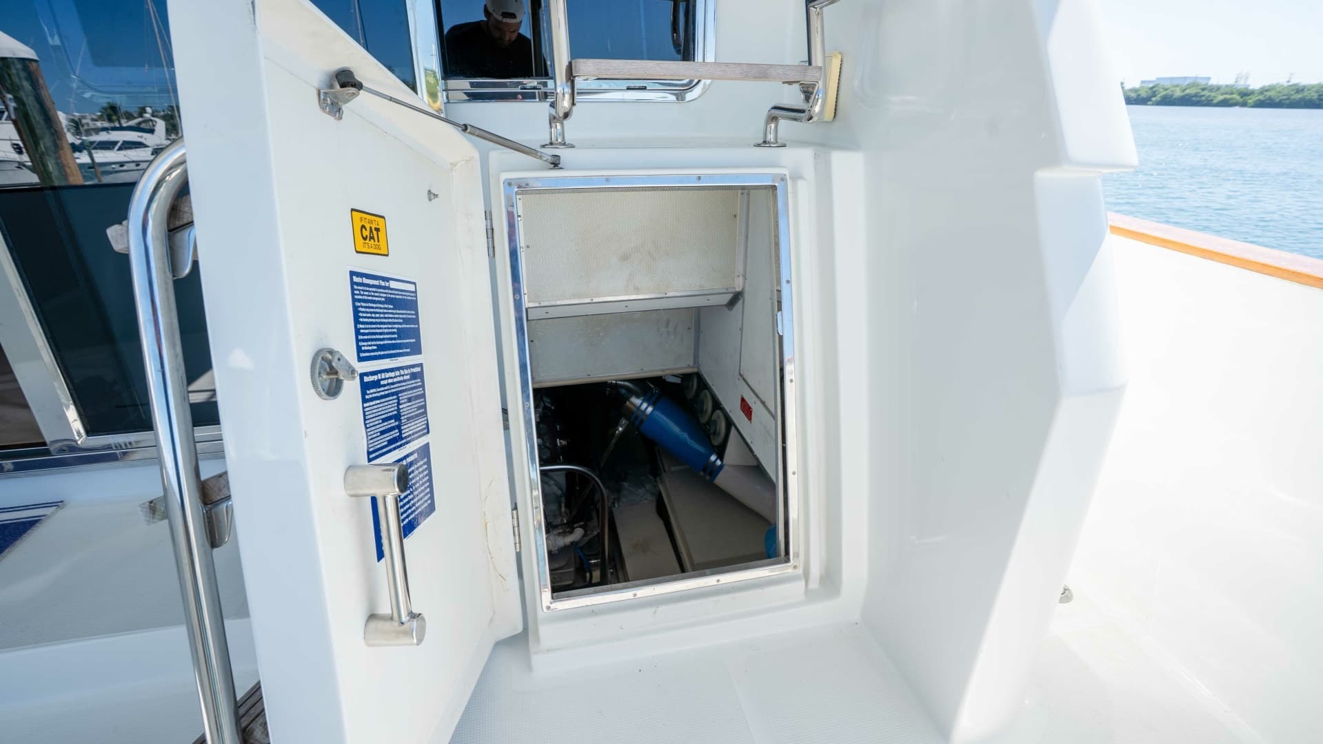 2001 Symbol 62 Pilothouse — photo 50